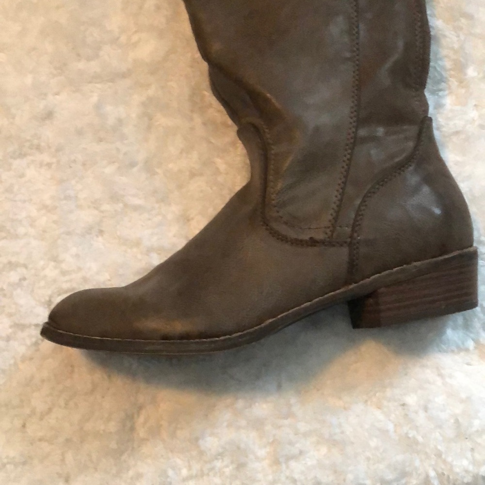 Guess Boots - Picture 5 of 8
